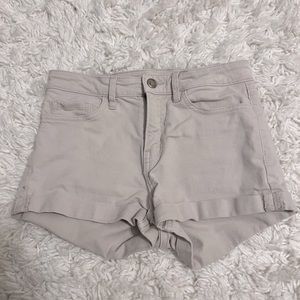Mid rise shorts